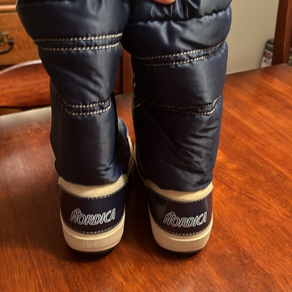 Nordica Snowboots Snow Boots 37 38 or 6.5 7 - Picture 5 of 10